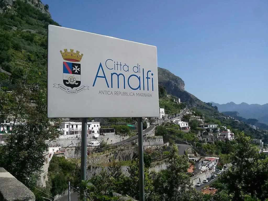 Hotel Doria Amalfi 3*,